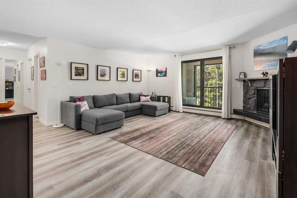 4001C 49 Street NW, #3201