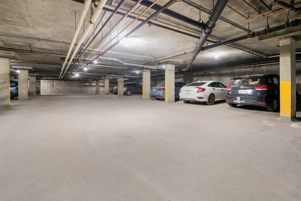 4001C 49 Street NW, #3201