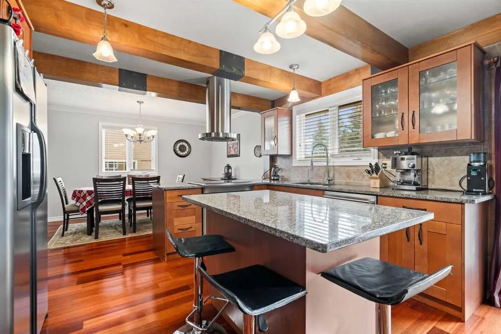 124 Canterbury Drive SW