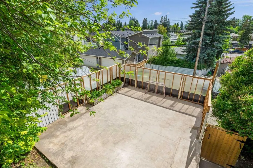 73 Cumberland Drive NW