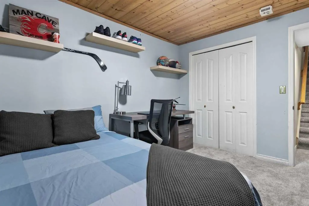 73 Cumberland Drive NW