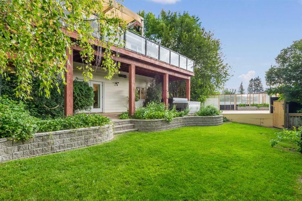 73 Cumberland Drive NW