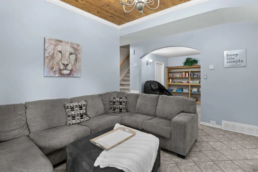 73 Cumberland Drive NW