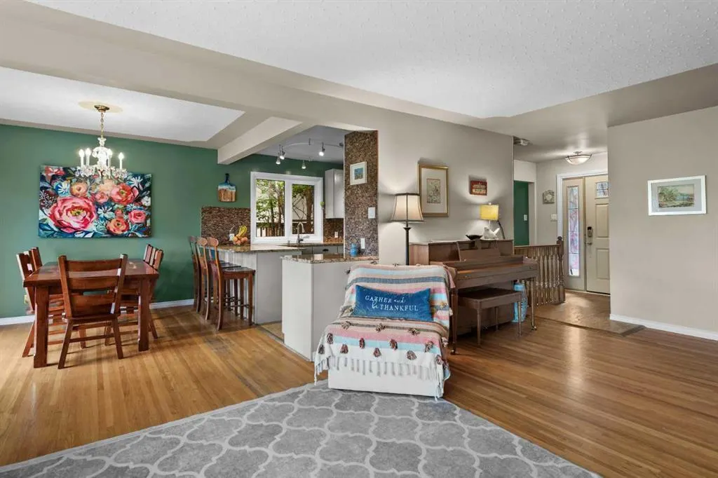 73 Cumberland Drive NW