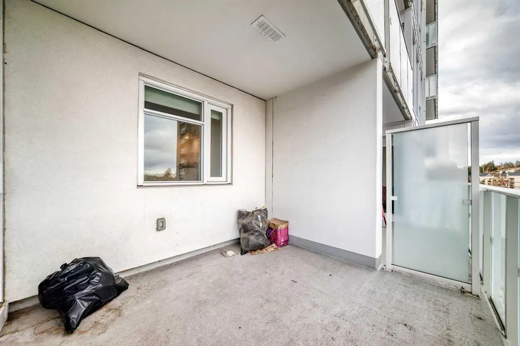 1107 Gladstone Road NW, #406