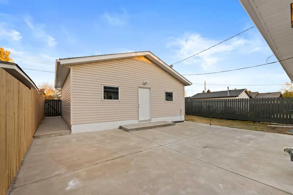 127 pensville Road SE