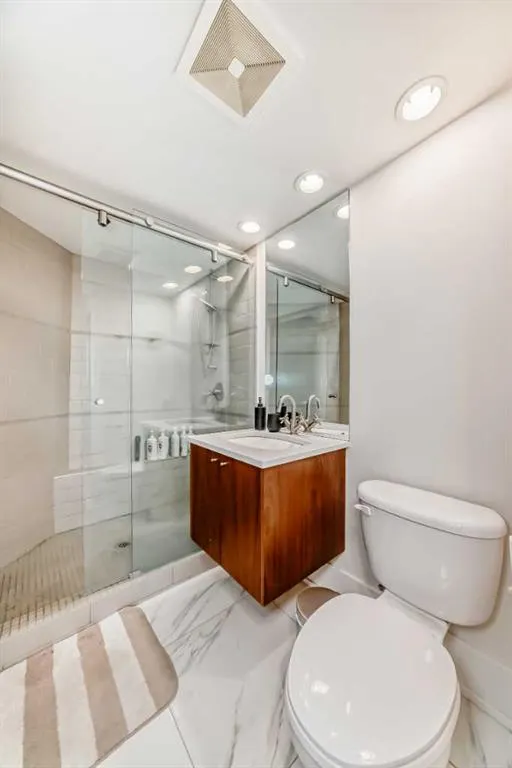 2422 Erlton Street SW, #101