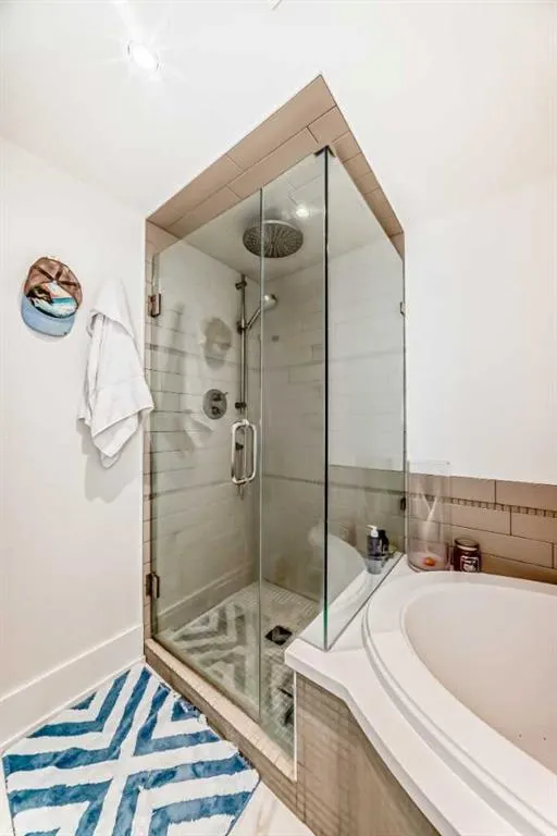 2422 Erlton Street SW, #101