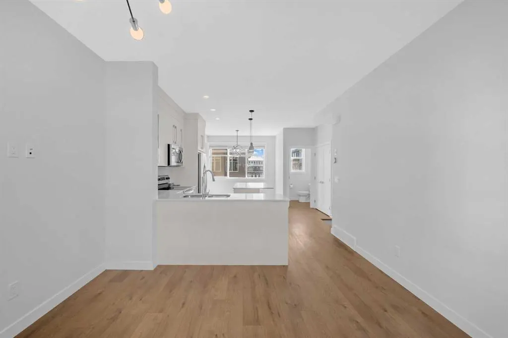 50 Cornerstone Passage NE, #105