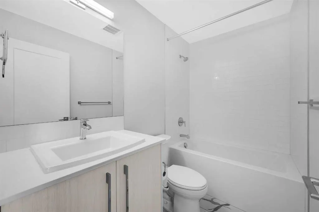 50 Cornerstone Passage NE, #105