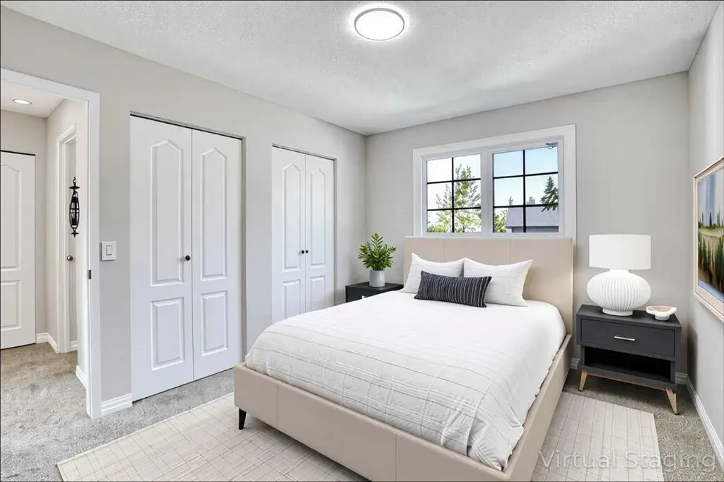 524 Whitehorn Way NE