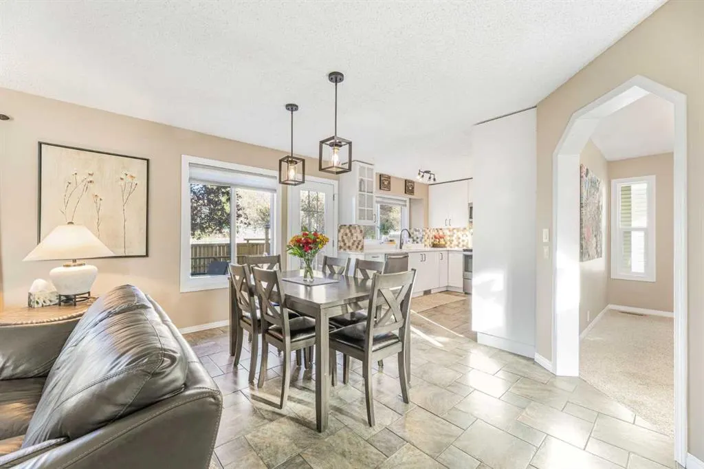 291 Mckerrell Way SE