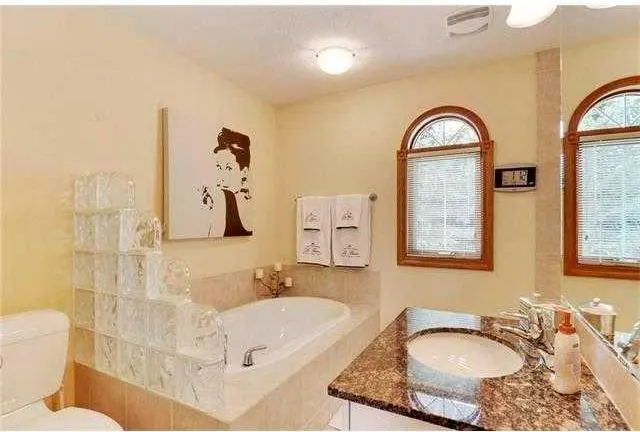 175 Pumpvalley Court SW