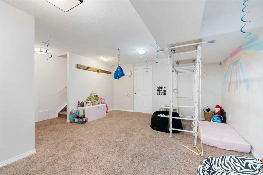 50 Tuscany Valley Rise NW