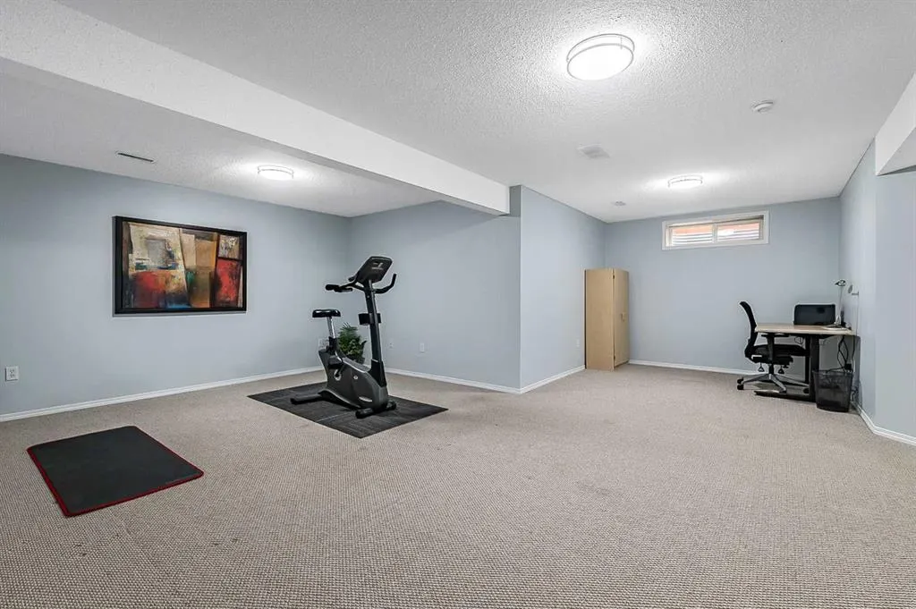 63 Bridlecreek Terrace SW