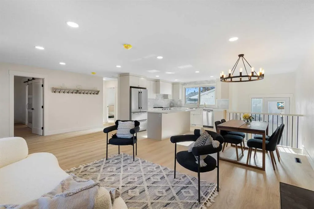 4812 Verona Drive NW