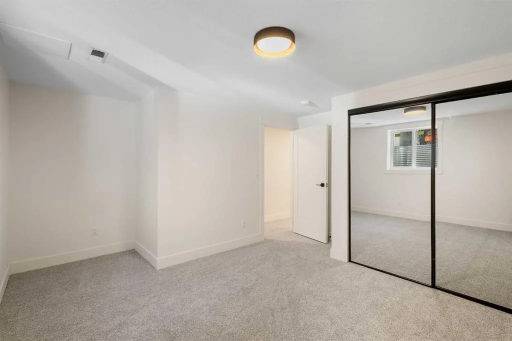 4812 Verona Drive NW