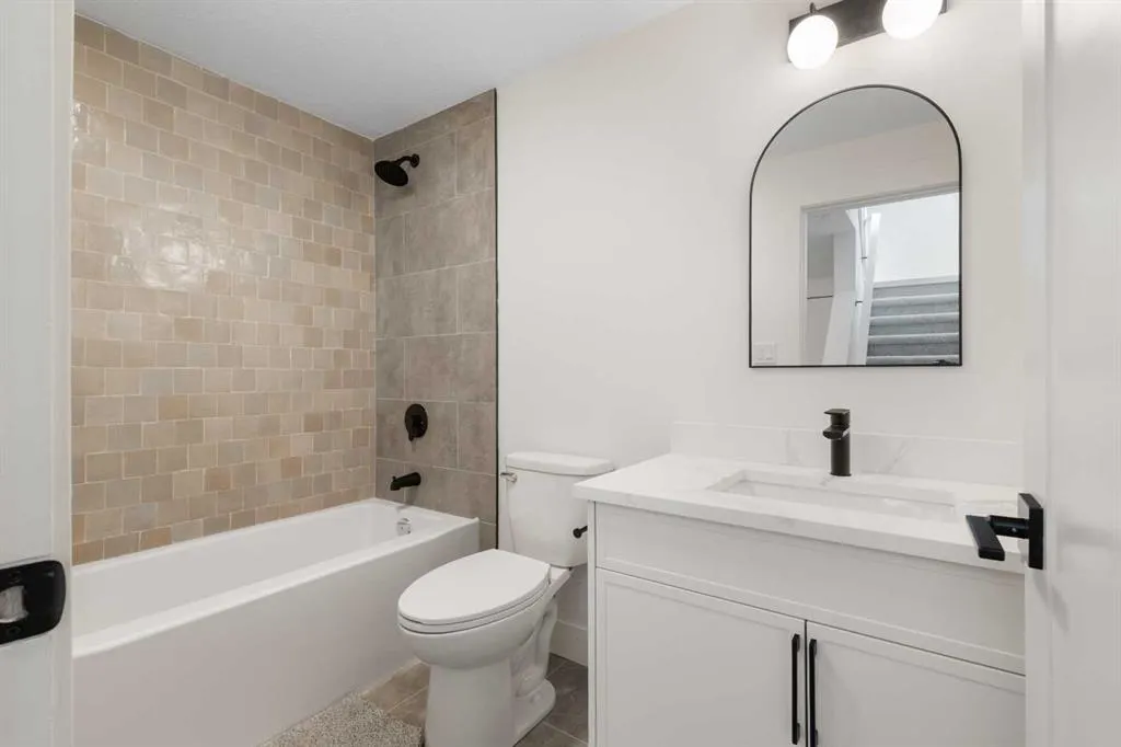 4812 Verona Drive NW