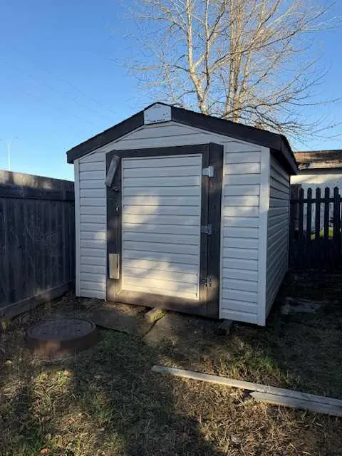 52 Riverside Trailer Court