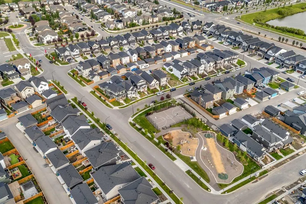 800 Reynolds Manor SW