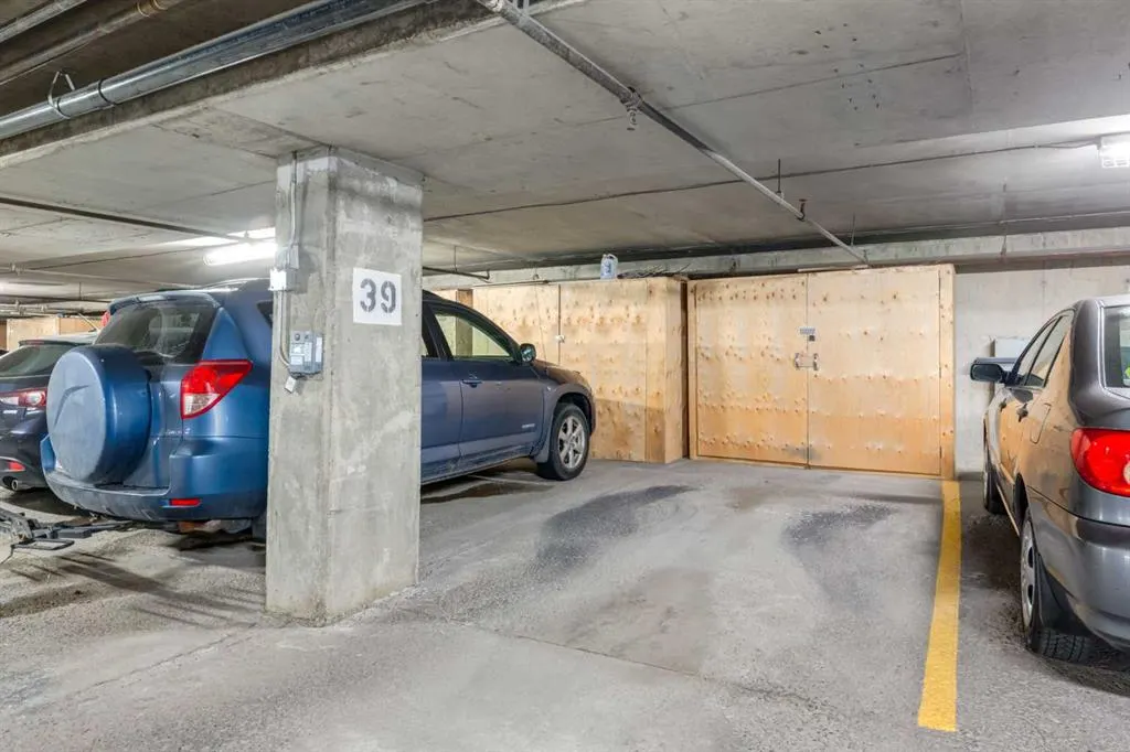 545 18 Avenue SW, #103