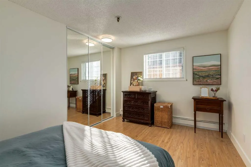 545 18 Avenue SW, #103