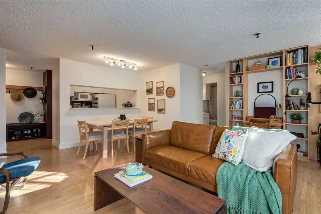 545 18 Avenue SW, #103