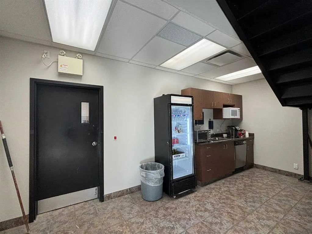 2220 Pegasus Way NE, #1 & 2