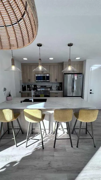 562 Seton Circle, #407