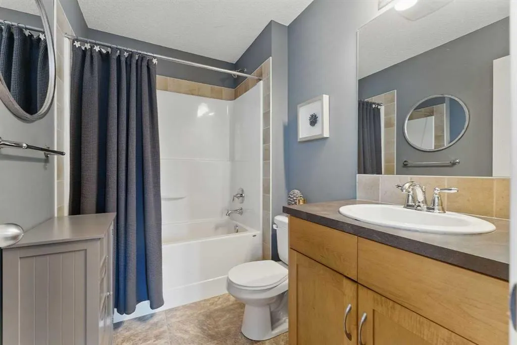 19 Sage Bank Road NW