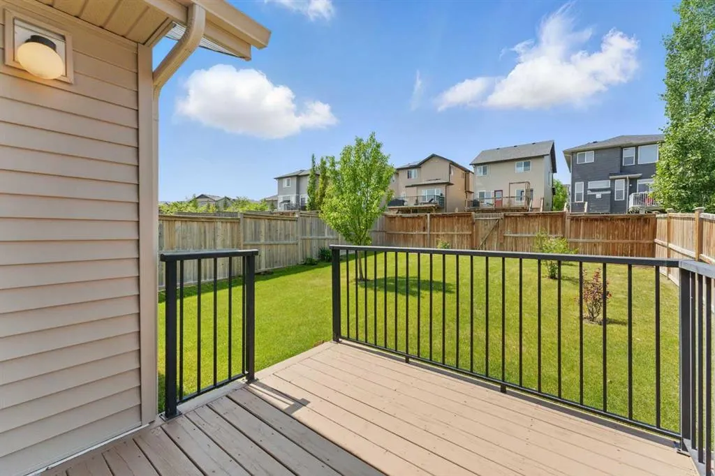 19 Sage Bank Road NW