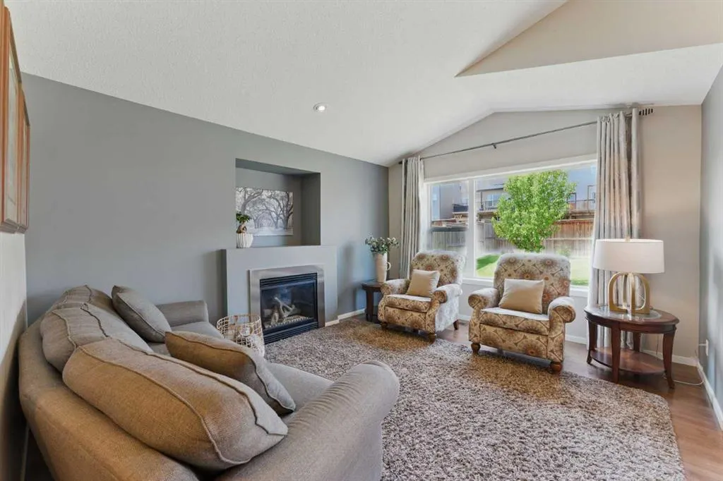 19 Sage Bank Road NW