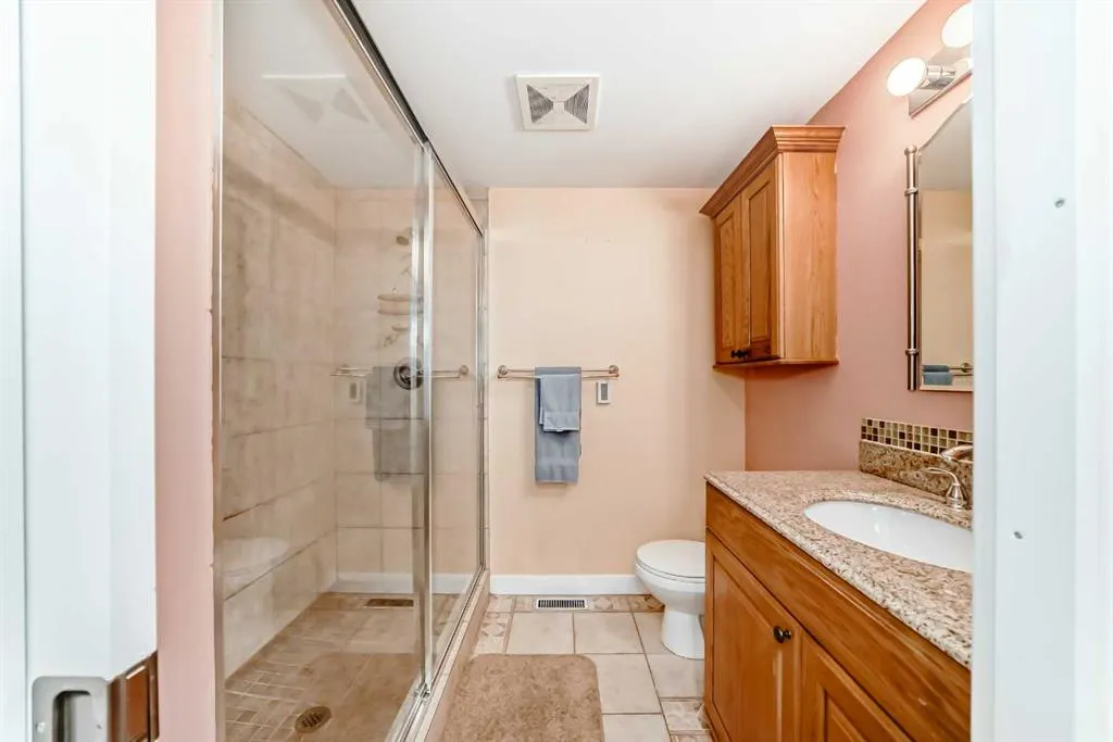 357 Point Mckay Gardens NW