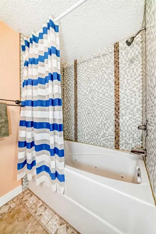 357 Point Mckay Gardens NW