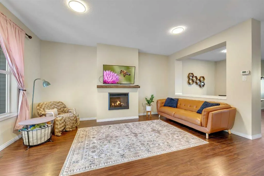 11 Williamstown Gardens NW