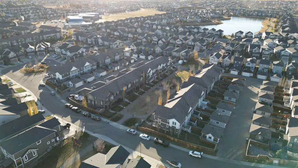 11 Williamstown Gardens NW