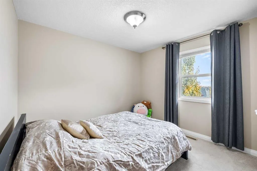 28 Panamount Common NW