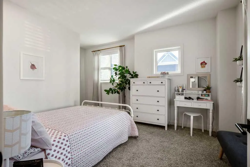 100 Walgrove Court SE, #3206