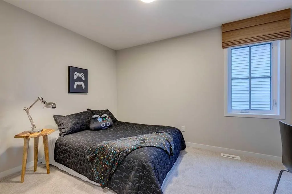 16 Heirloom Drive SE