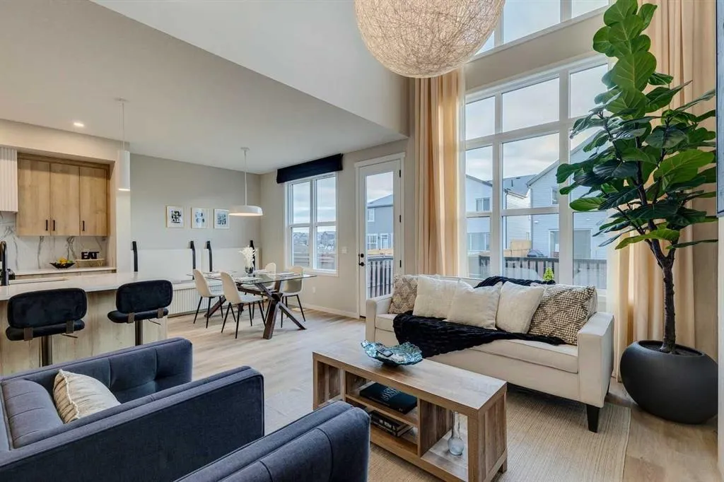 16 Heirloom Drive SE