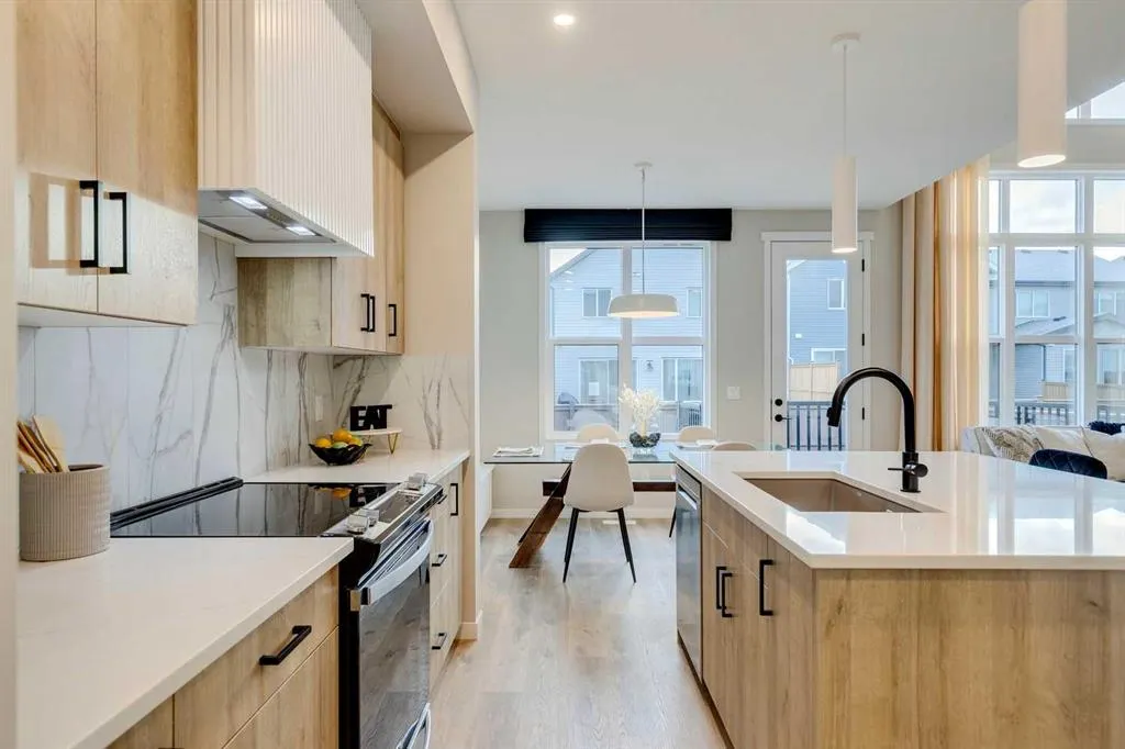 16 Heirloom Drive SE