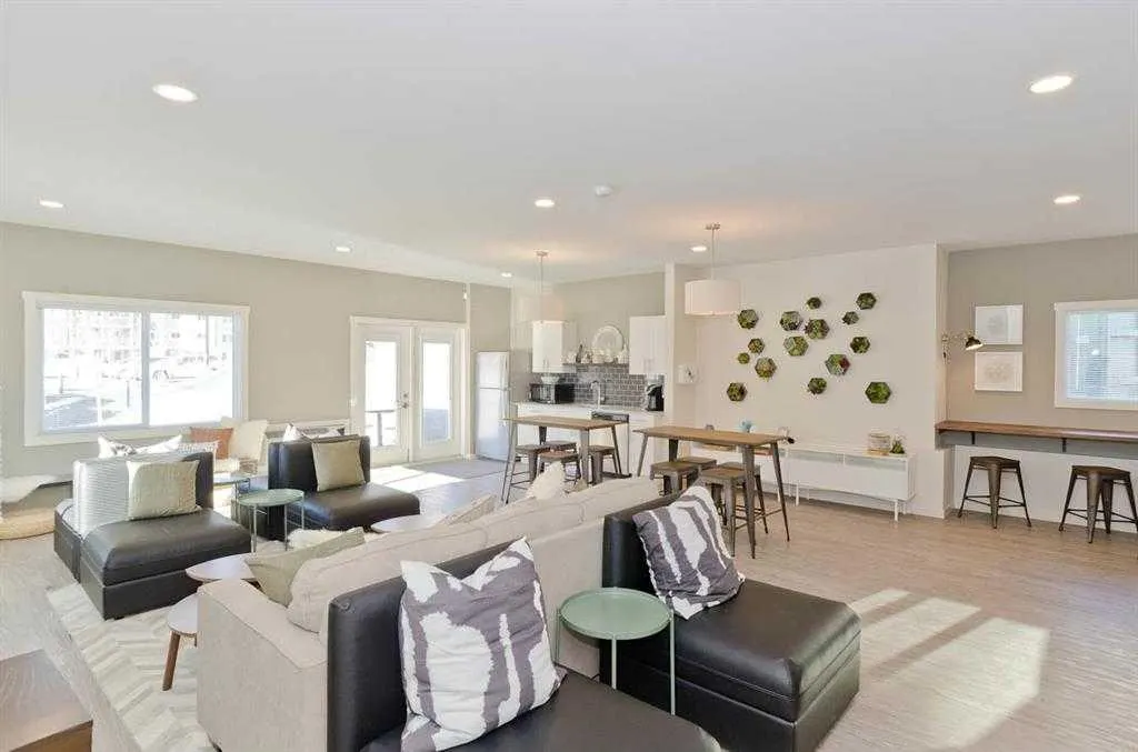 181 Skyview Ranch Manor NE, #2212