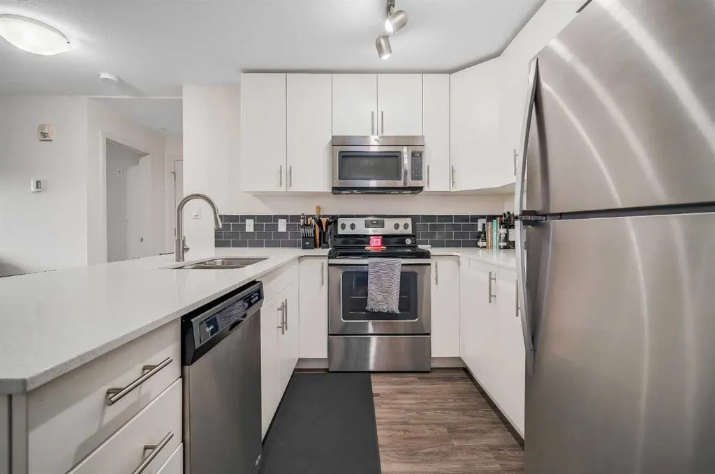 181 Skyview Ranch Manor NE, #2212