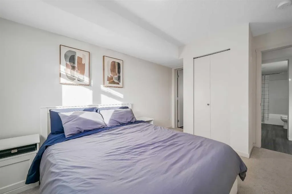 181 Skyview Ranch Manor NE, #2212