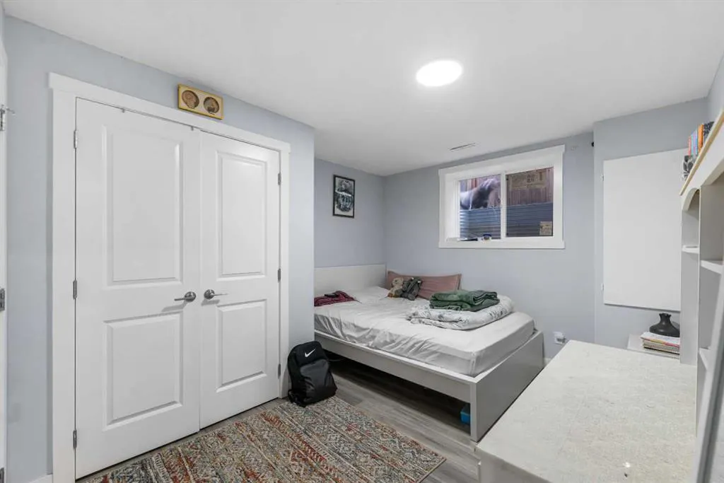 8 Martin Crossing Crescent NE