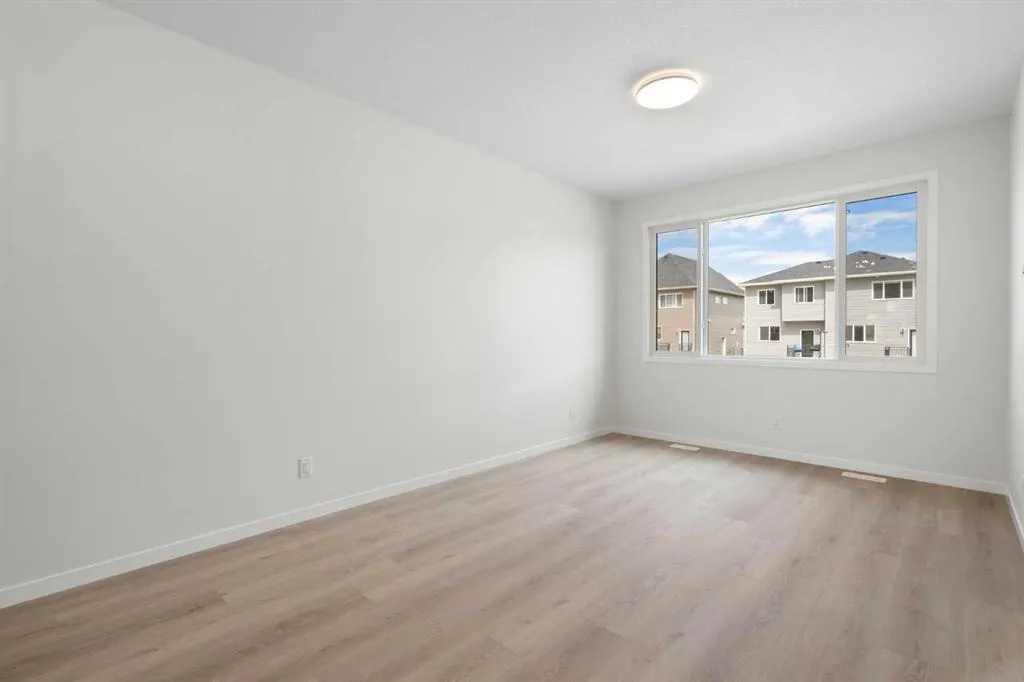 135 Creekview Gardens SW