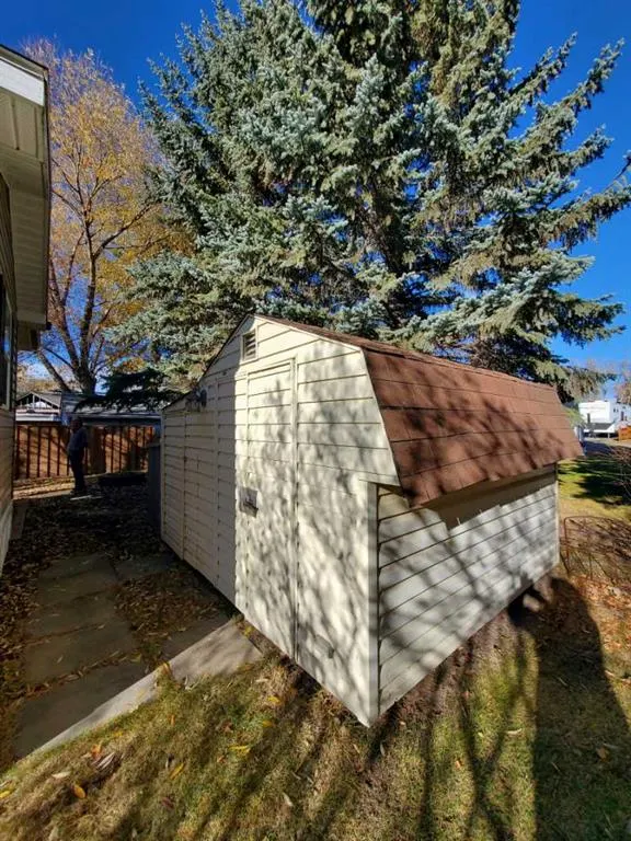 61 Points West Resort