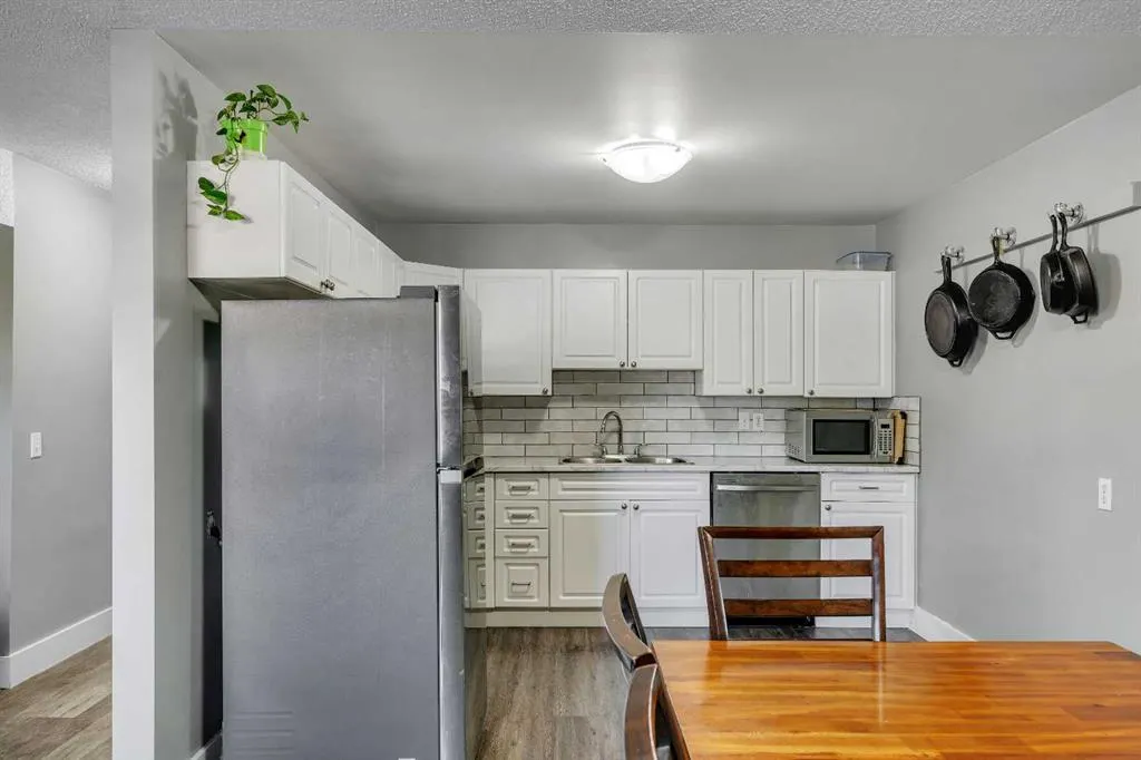 6203 Bowness Road NW, #2