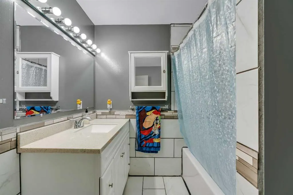 6203 Bowness Road NW, #2