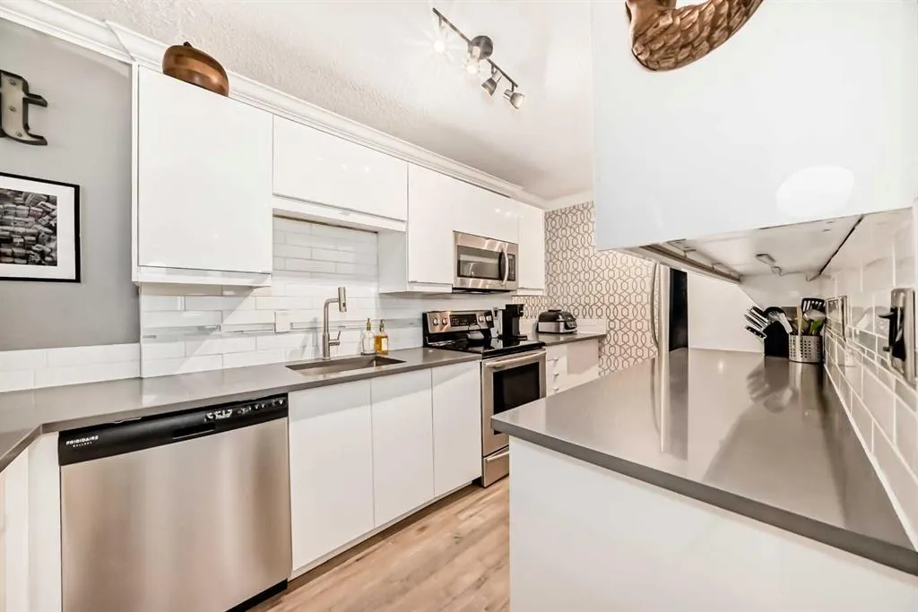 1213 13 Avenue SW, #205